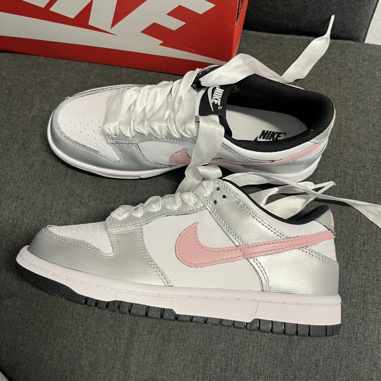 NIKE DUNK LOW 訂製款 月光白銀 粉鉤(DD1503-101)