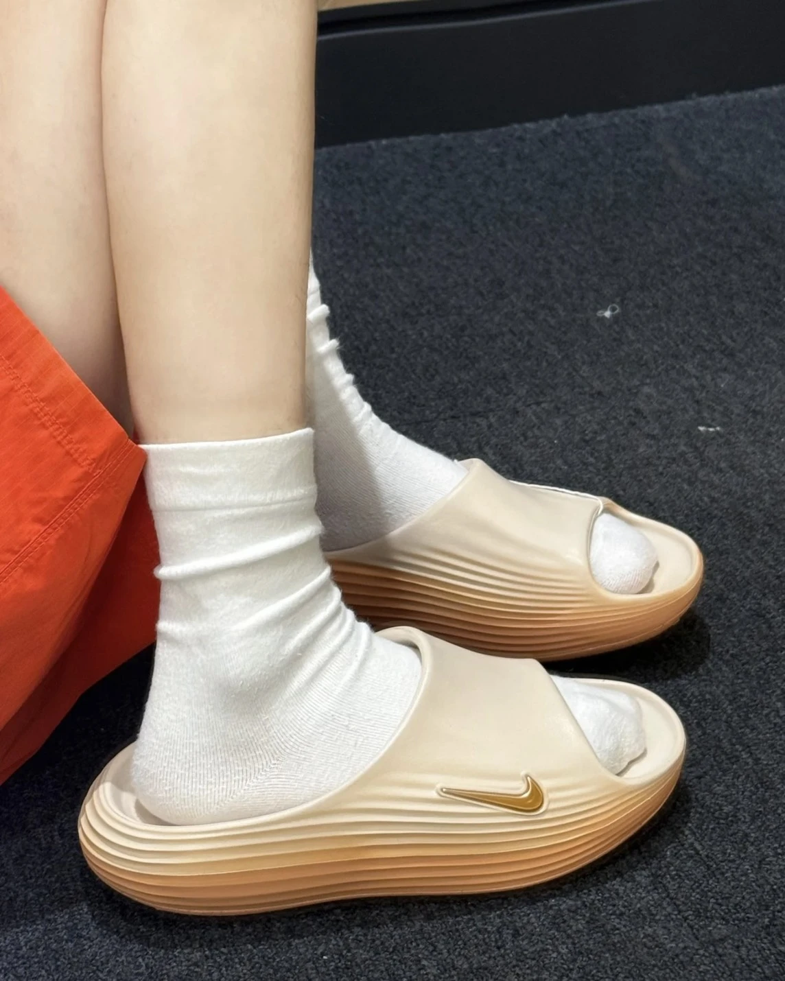 Nike ReactX Rejuven8 Slide 一字拖 拖鞋 橘子汽水(HV4484-800)