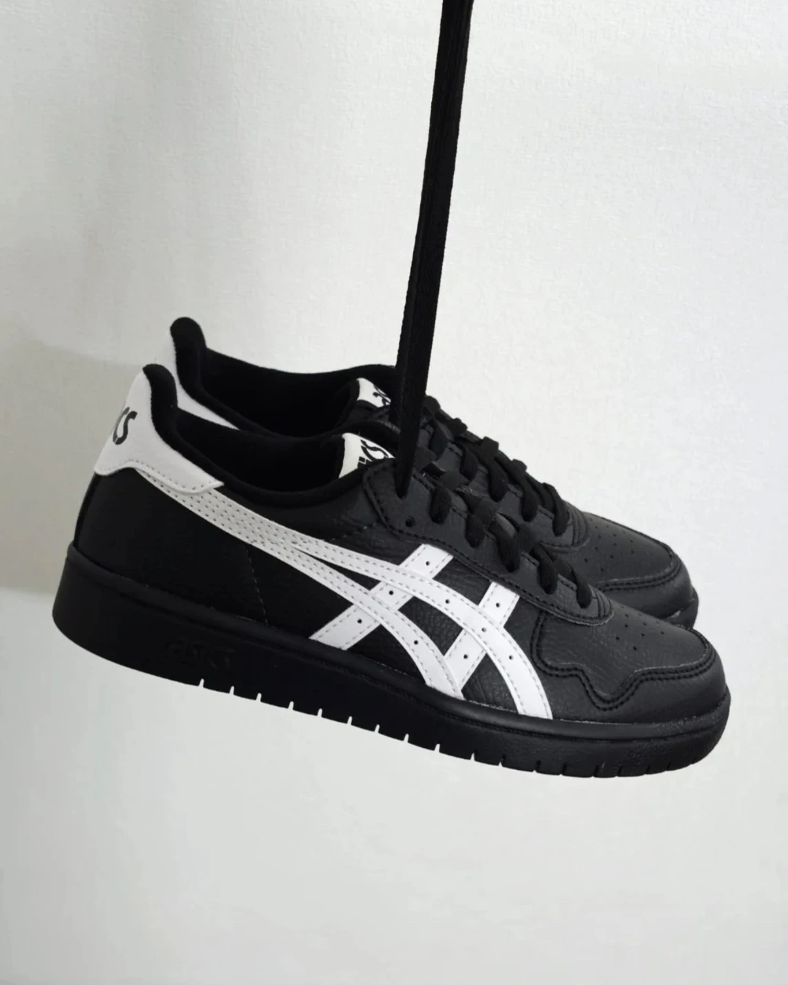 ASICS JAPAN S "Black / White " 復古黑白板鞋(1203A033-001)