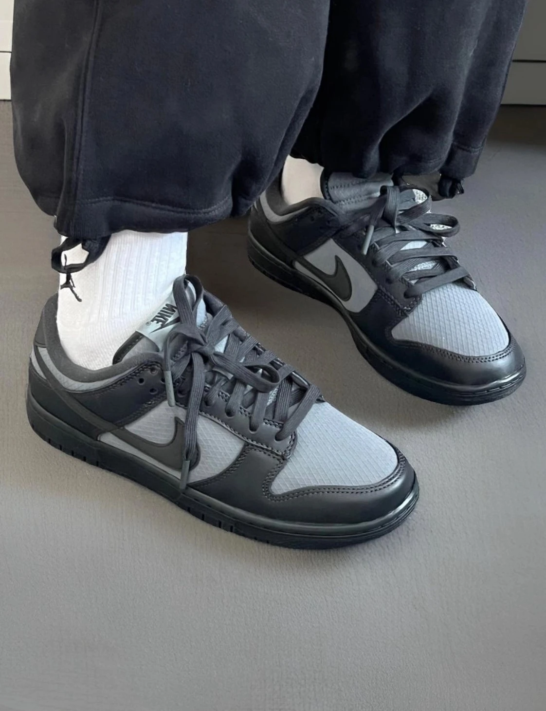 NIKE DUNK LOW 黑曼巴 黑灰(FZ3052-001)