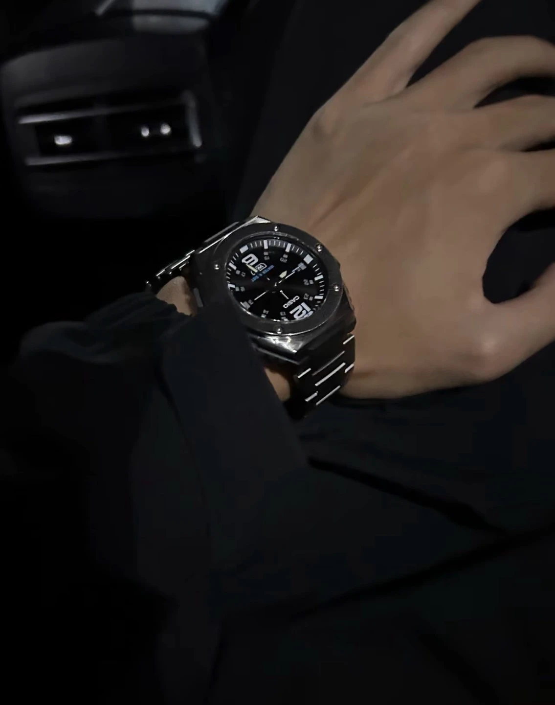 CASIO 卡西歐 DRESS系列 石英機芯 不鏽鋼錶帶 男錶