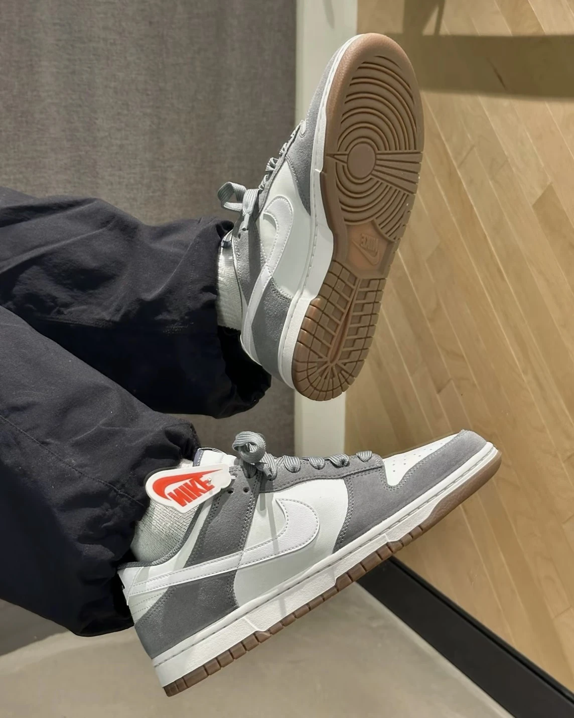 NIKE DUNK LOW 麂皮白灰 生膠底(IB6399-001)