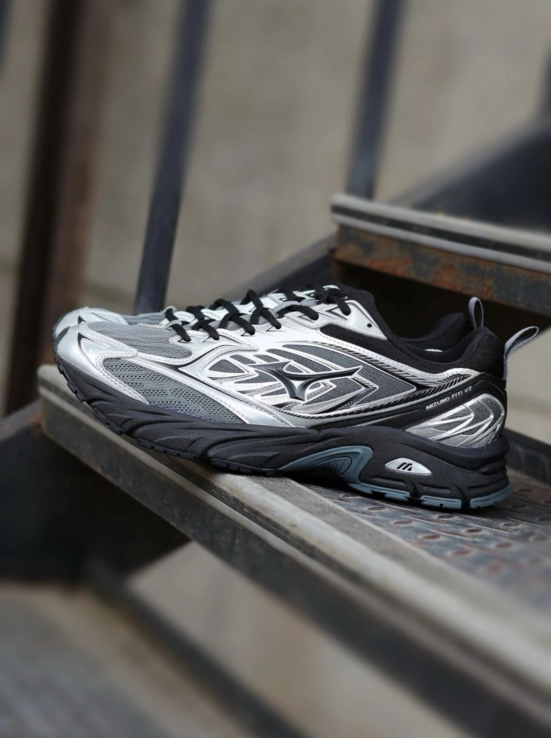 Mizuno FIYI V2 美津濃 復古機能 黑銀色(D1GH241504)