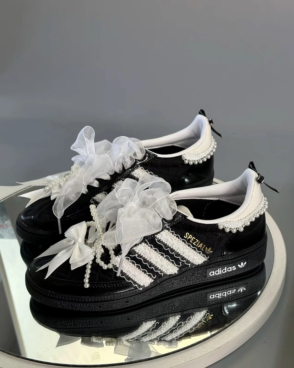 <訂製款>ADIDAS HANDBALL SPEZIAL 夜緞公主 珍珠蕾絲 蝴蝶結(JP5669)