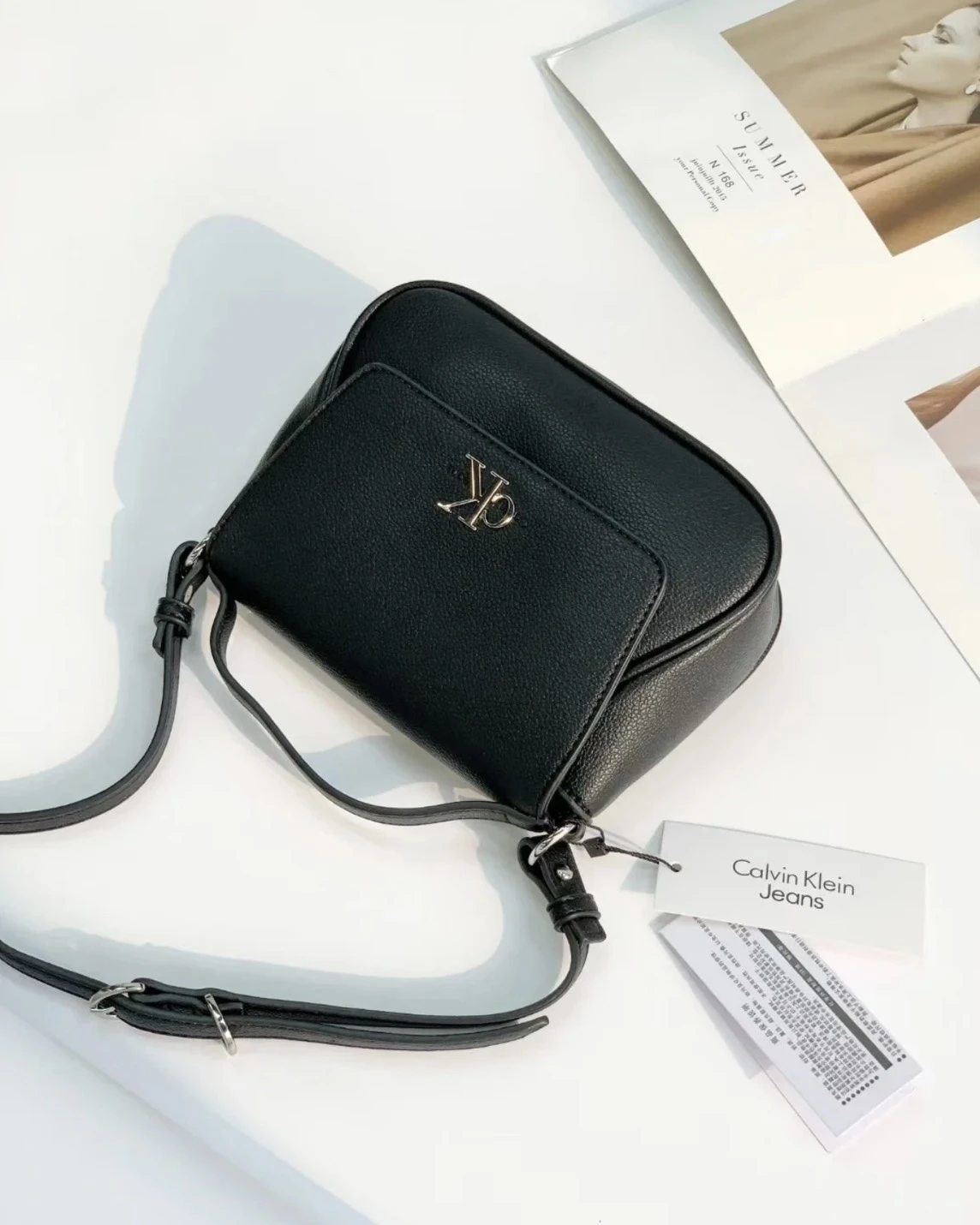 <雅賢同款>Calvin Klein CK 荔枝皮革 簡約金屬Logo 手提包 單肩包