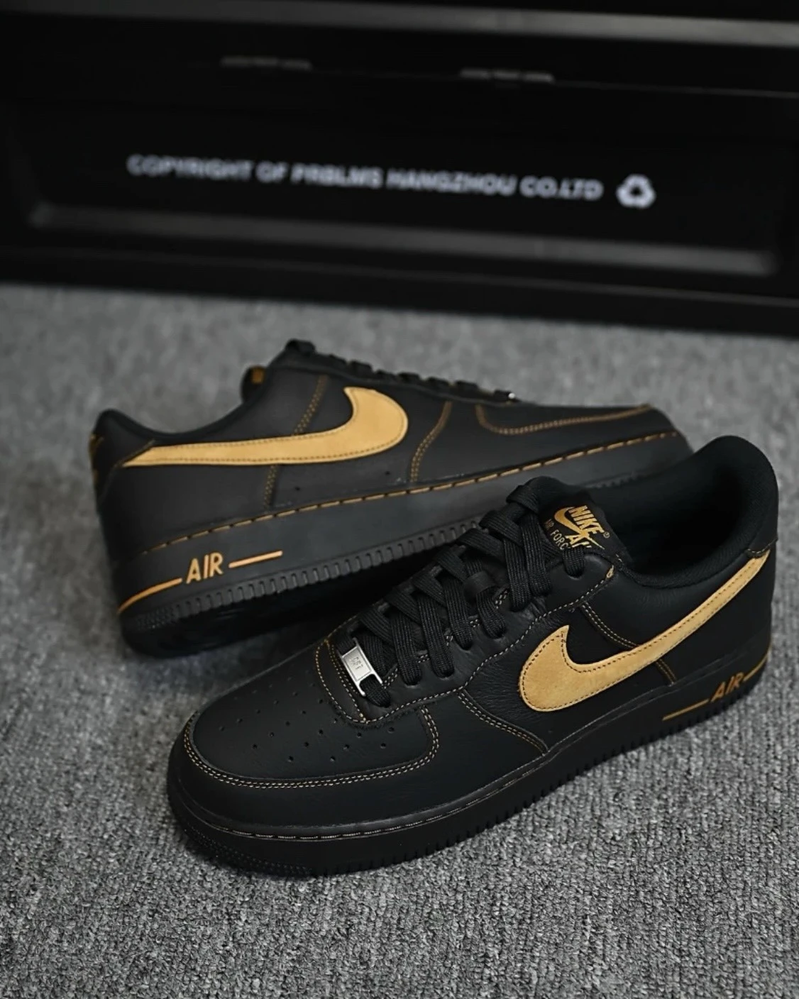 <國外新色>NIKE AIR FORCE 1  "Black and Tan" 黑金 愛馬仕橘(HQ2037-003)