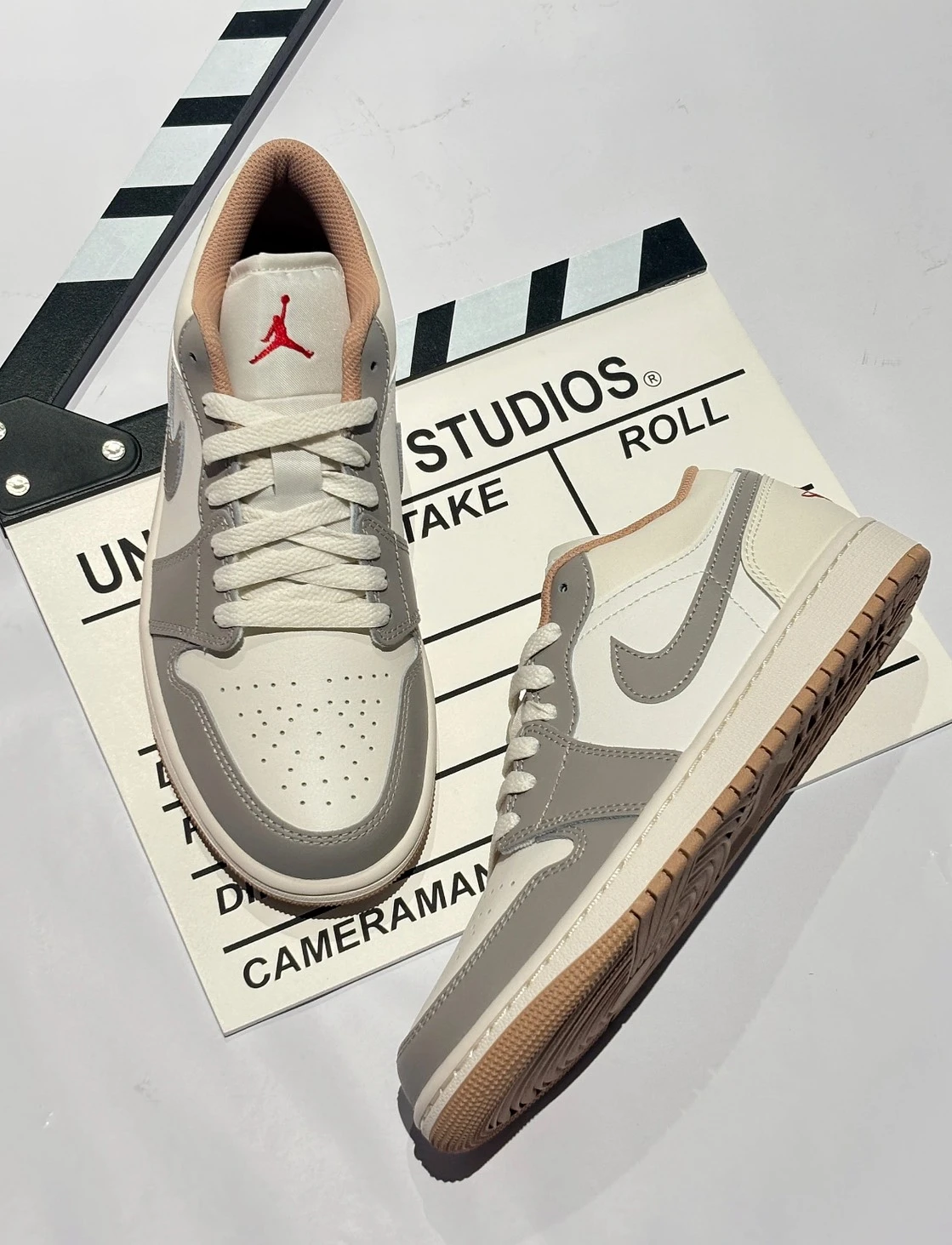 NIKE AIR JORDAN 1 LOW OG 奶茶米灰(553558-169)