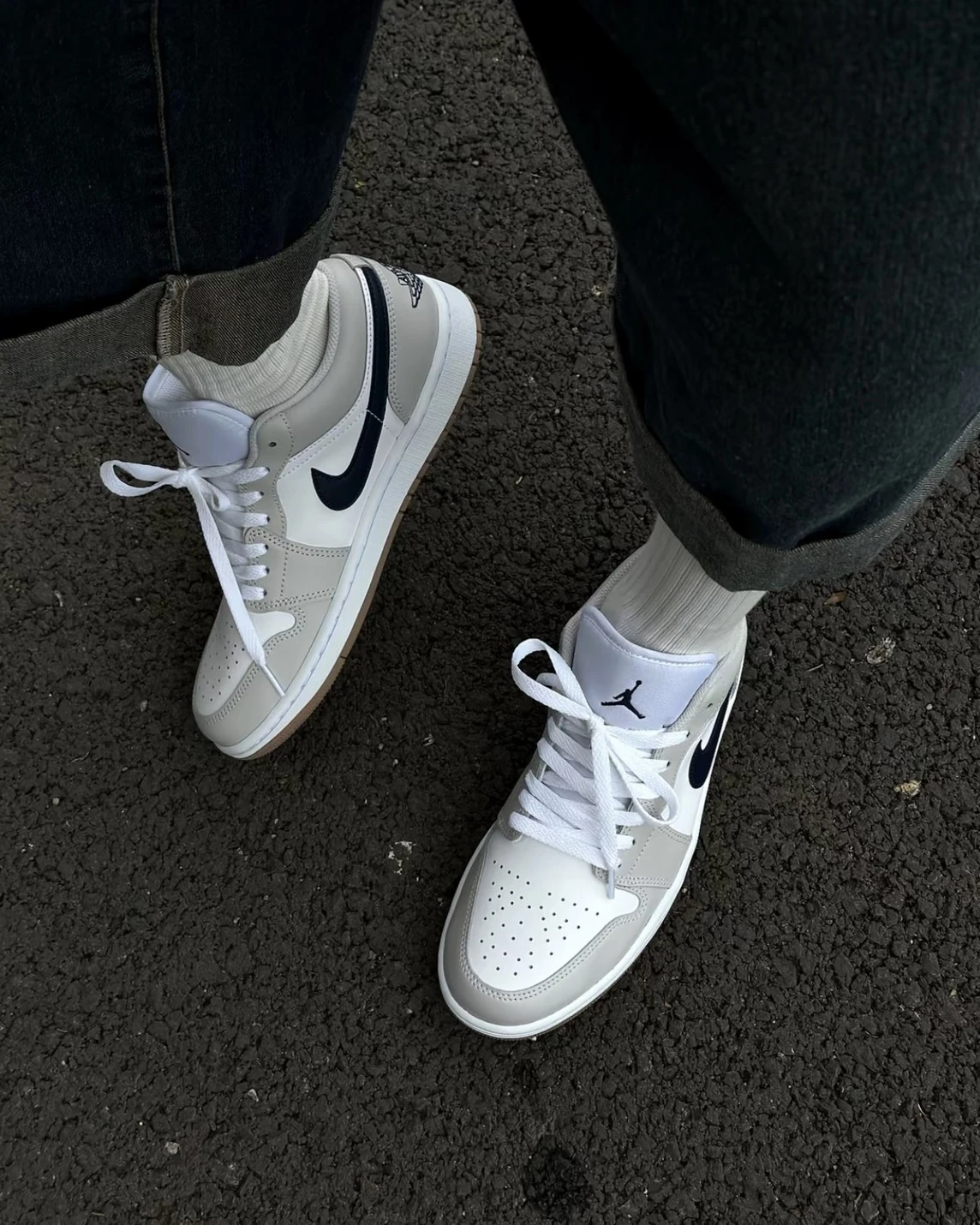 NIKE AIR JORDAN 1 LOW "Georgetown"灰白藍 焦糖底(女553560-146 男553558-146)