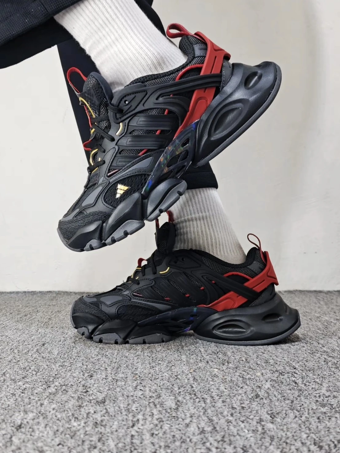 國外限定>ADIDAS XLG RUNNER DELUXE 黑紅3XL平替(JQ2974) 球鞋國外代購