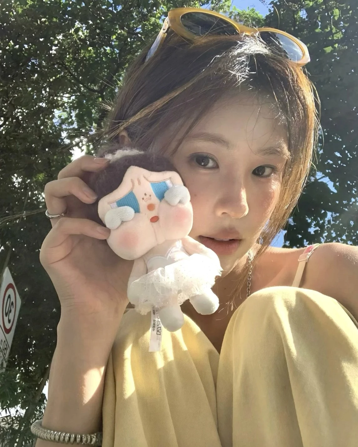POP MART CRYBABY SHINY SHINY 系列 白芭蕾 毛絨掛件 吊卡