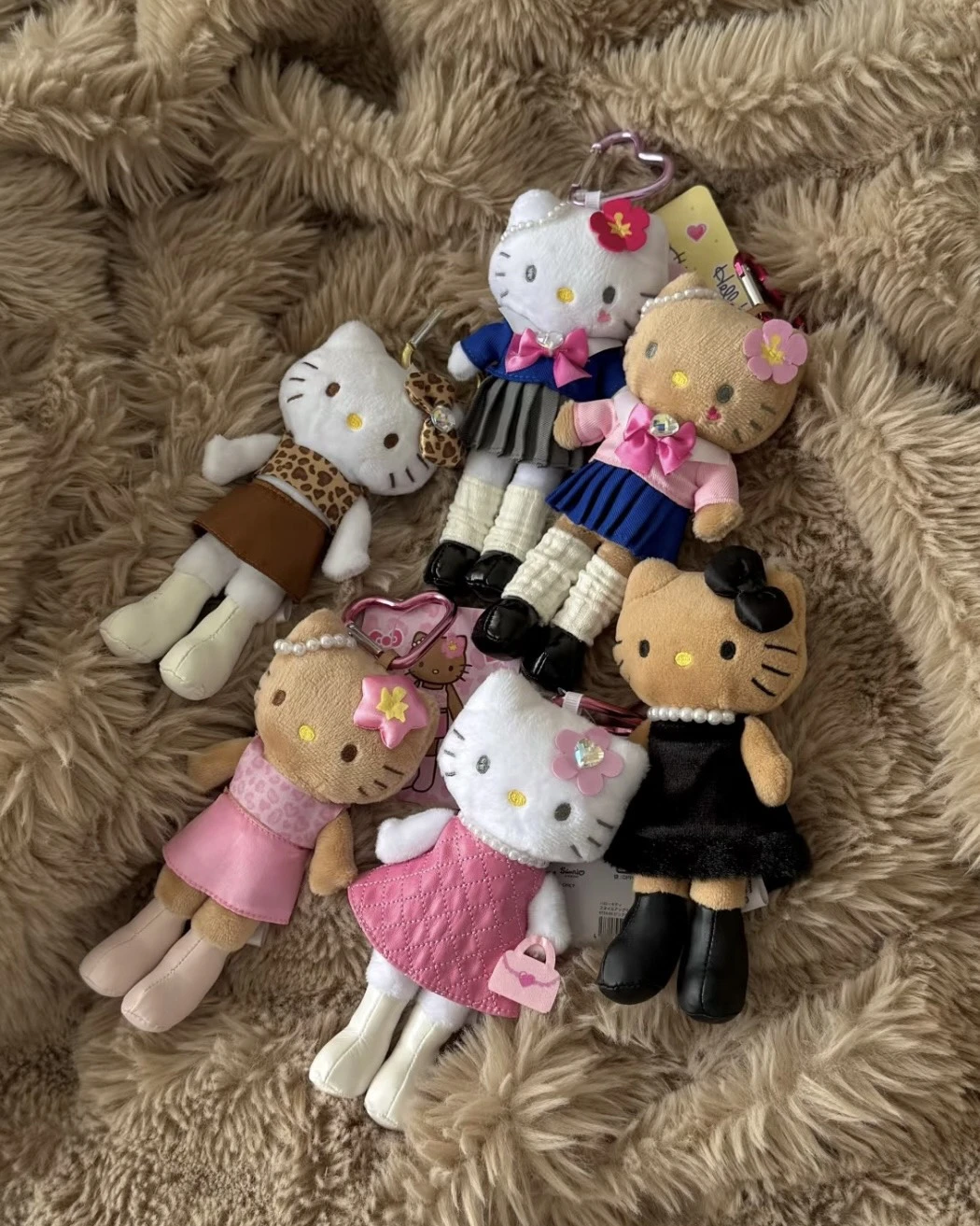 <日本限定>三麗鷗 Sanrio 長腿Kitty 吊飾 貴氣Kitty長腿吊飾(共七款)