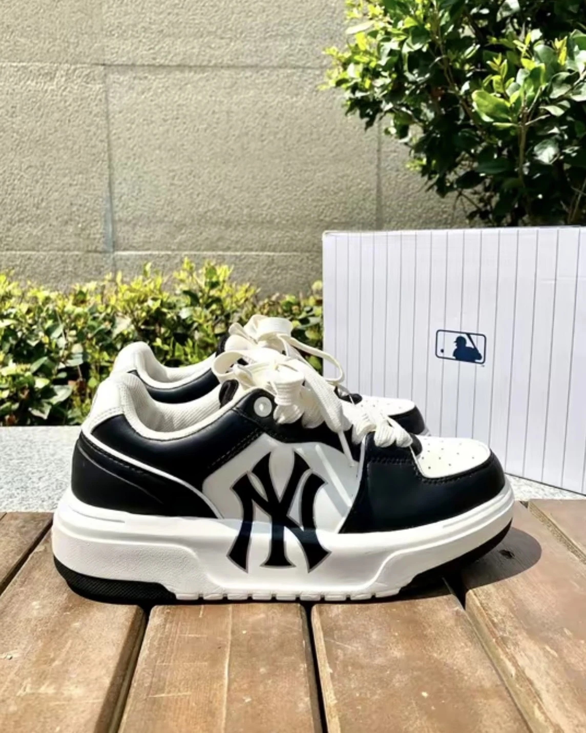 MLB Chunky Liner Basic 紐約洋基隊 黑白 厚底 學長鞋(3ASXCLB3N-50BKS)