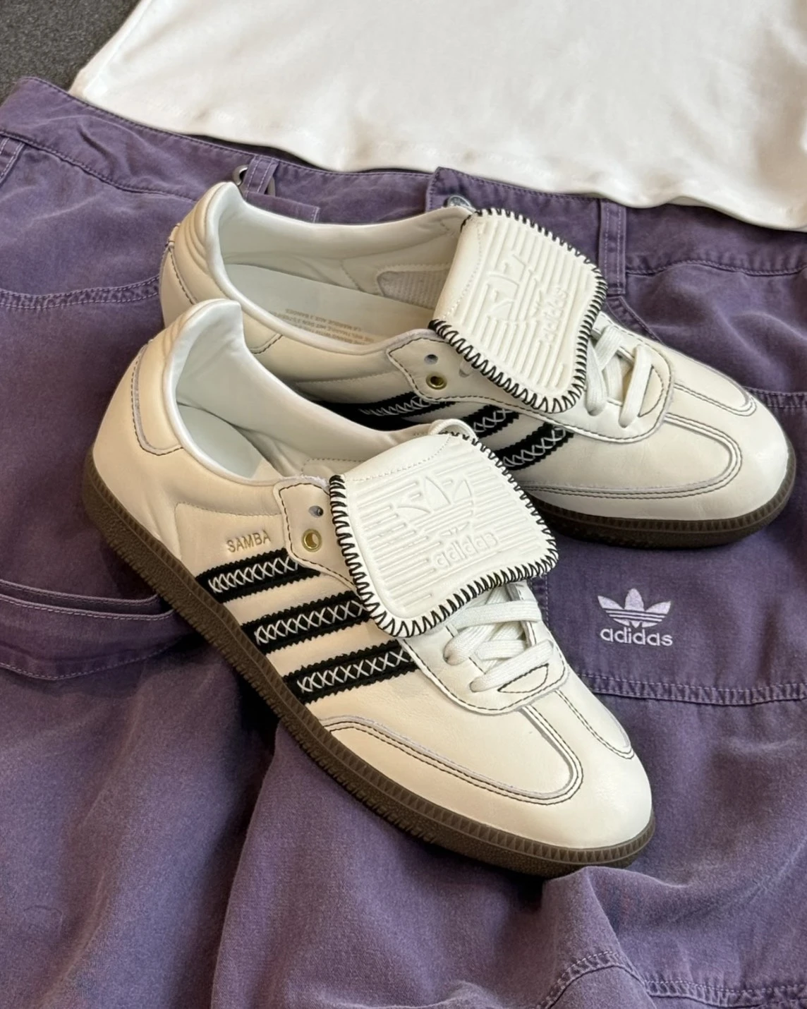 ADIDAS ORIGINALS SAMBA LT 復古 皮革 外縫線 翻蓋鞋舌 米白色(JQ7088)