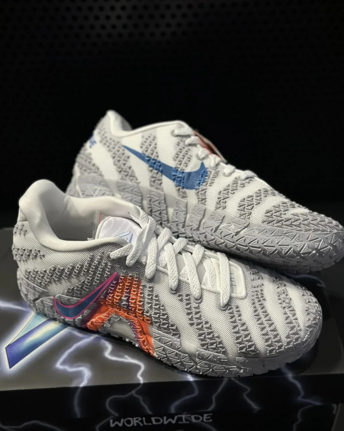 NIKE JA3 "Light Show" 灰白 莫蘭特 XDR 實戰籃球鞋(HF2794-100)