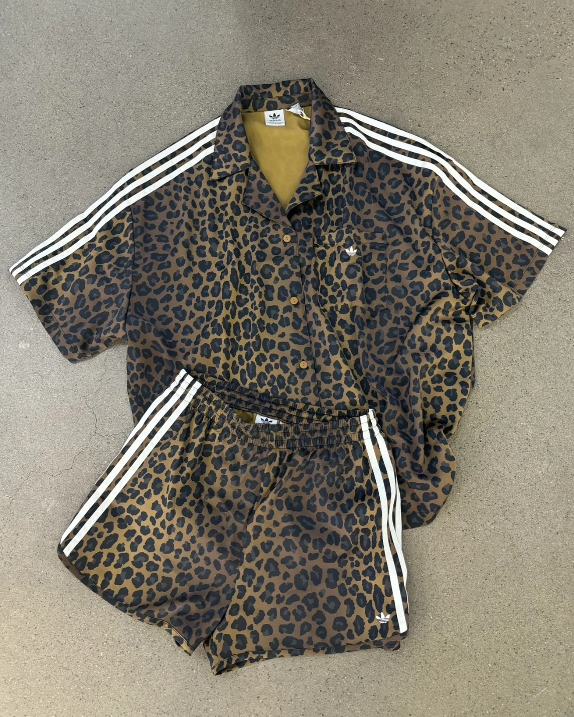 <豹豹週>Adiads Originals Satin 愛迪達 豹紋 三分褲 短褲(KA2673)