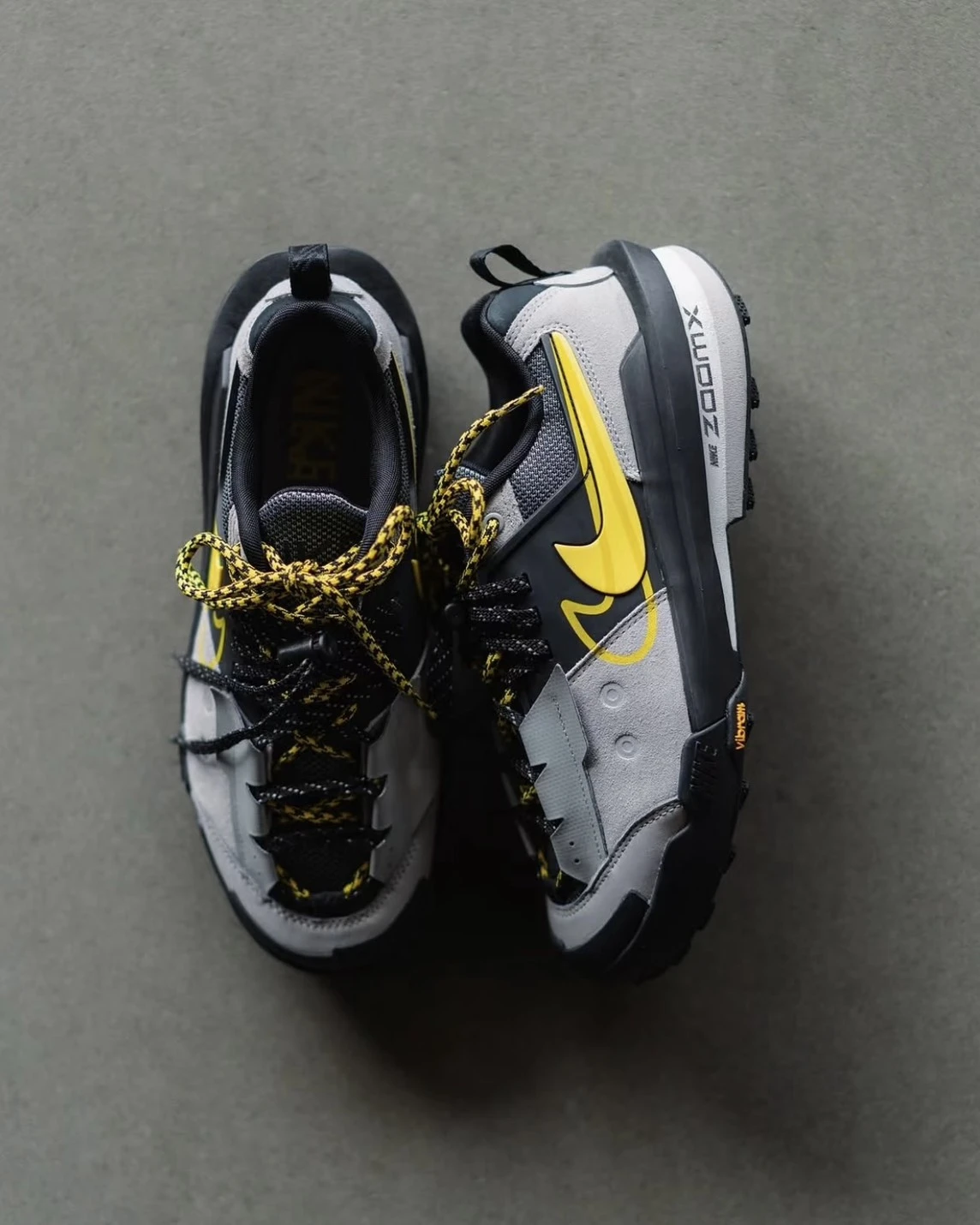 Sacai x Nike Zegamadome SP 黑灰黃 HQ8618-002