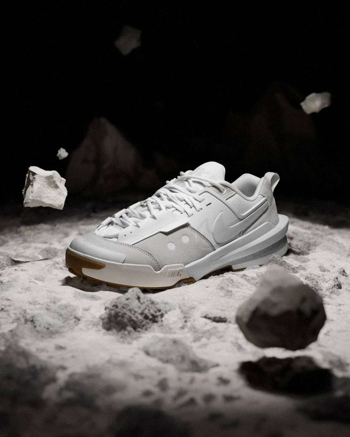 Sacai x Nike Zegamadome SP 奶油白雙鉤解構戶外越野神鞋HQ8618-100
