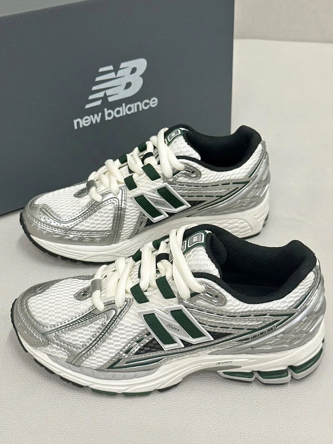NEW BALANCE 1906R 薄荷綠 銀白綠(M1906REU)