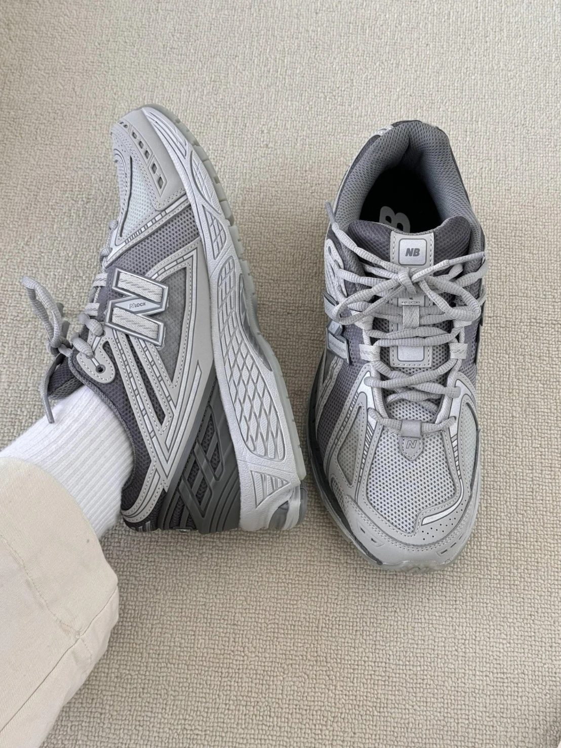 NEW BALANCE 1906R 復古  深灰 液態銀(U1906RNY)