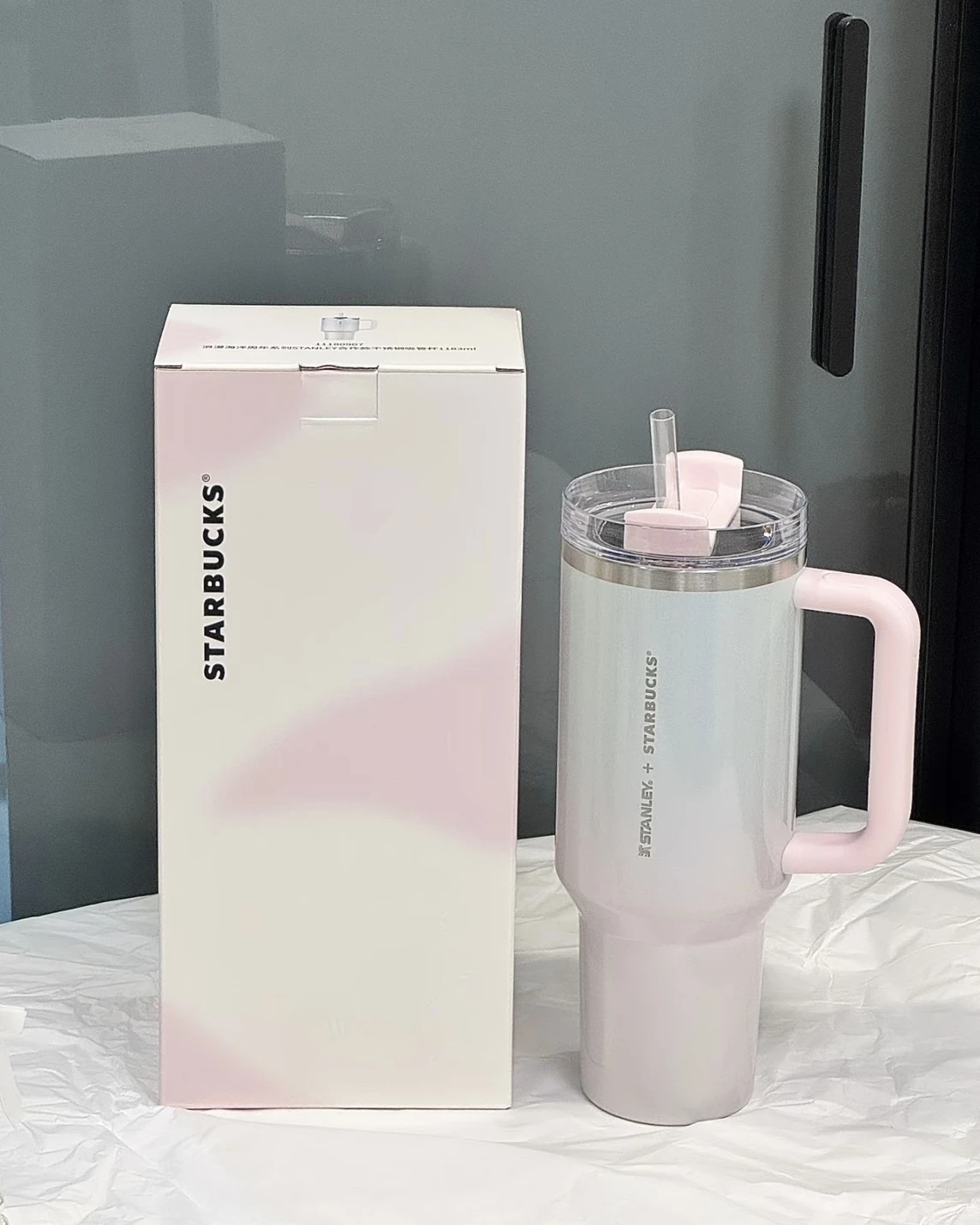 <💕七夕限定>Starbucks星巴克 x STANLEY 聯名款 浪漫海洋 粉藍漸層 吸管杯1183ml