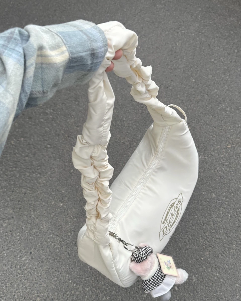 <有可愛到!>Dickies 皺褶荷葉邊 小號雲朵 單肩包 斜跨包(四色任選)