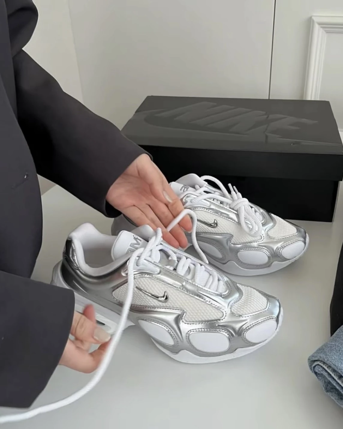 Nike Air Max Muse "Black Metallic Silver" W 白銀 復古 未來感(FV1920-100)