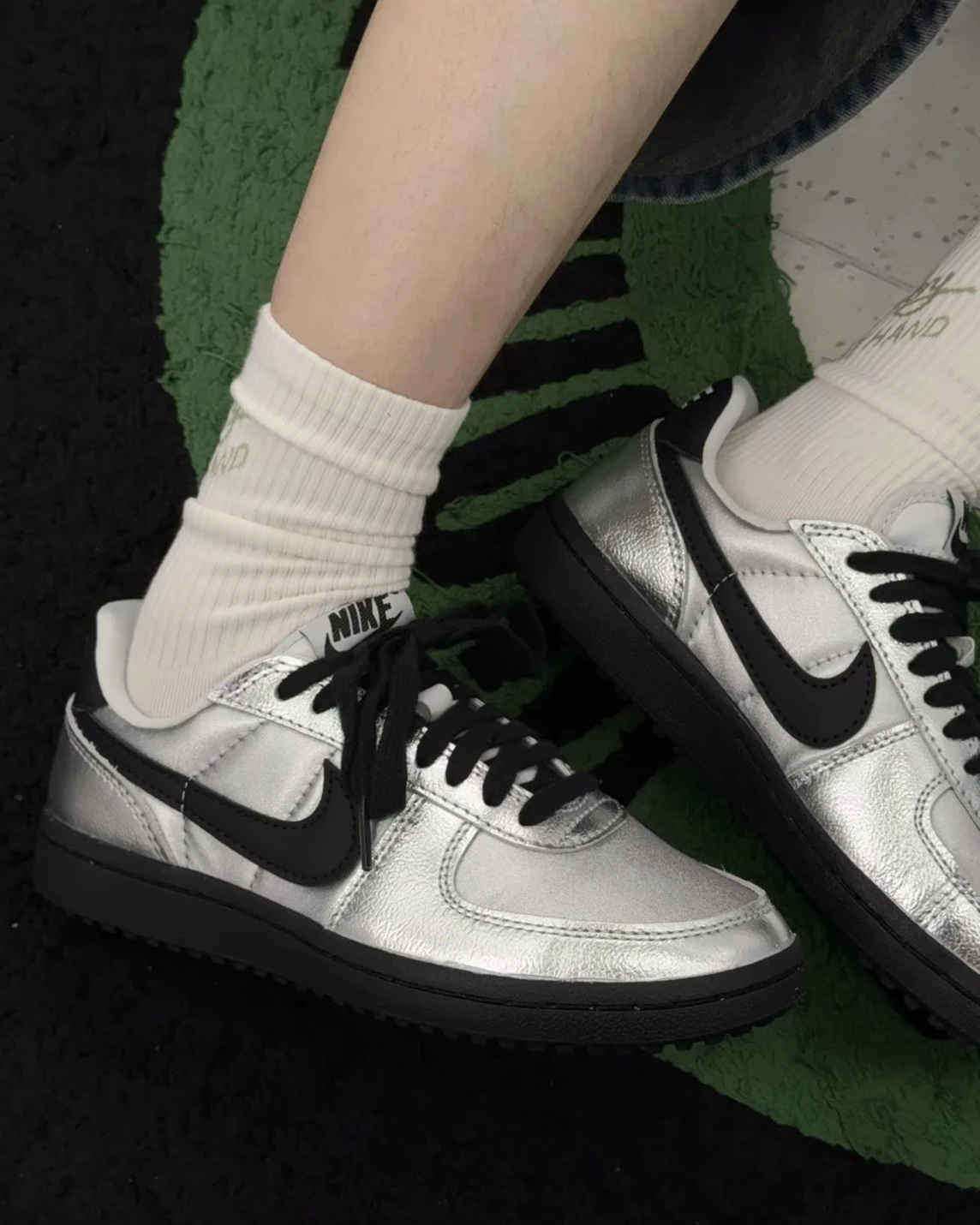 <國外限定>NIKE FIELD GENERAL 金屬銀 液態銀黑 薄底鞋 德訓鞋(HQ7397-001)