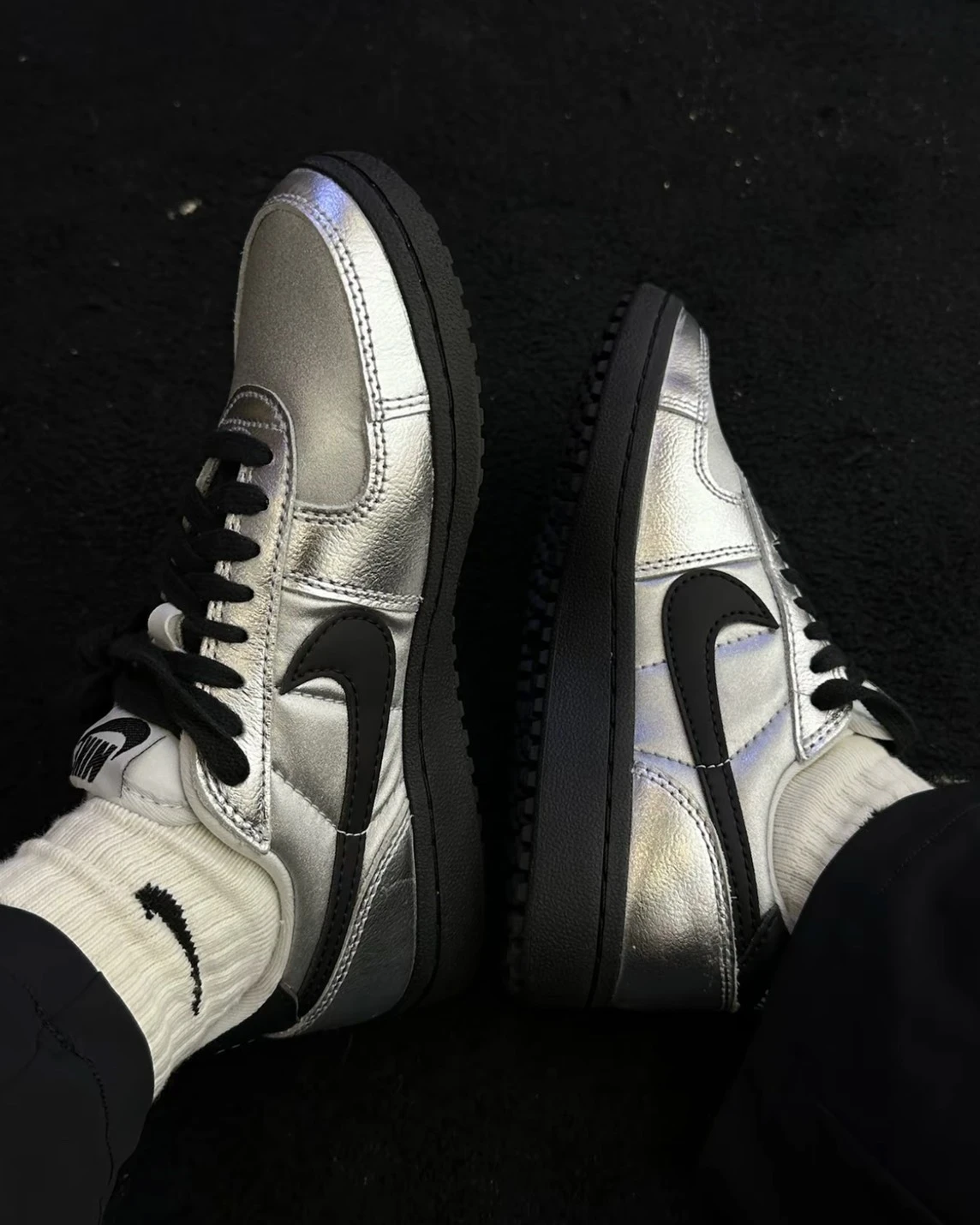 <國外限定>NIKE FIELD GENERAL 金屬銀 液態銀黑 薄底鞋 德訓鞋(HQ7397-001)