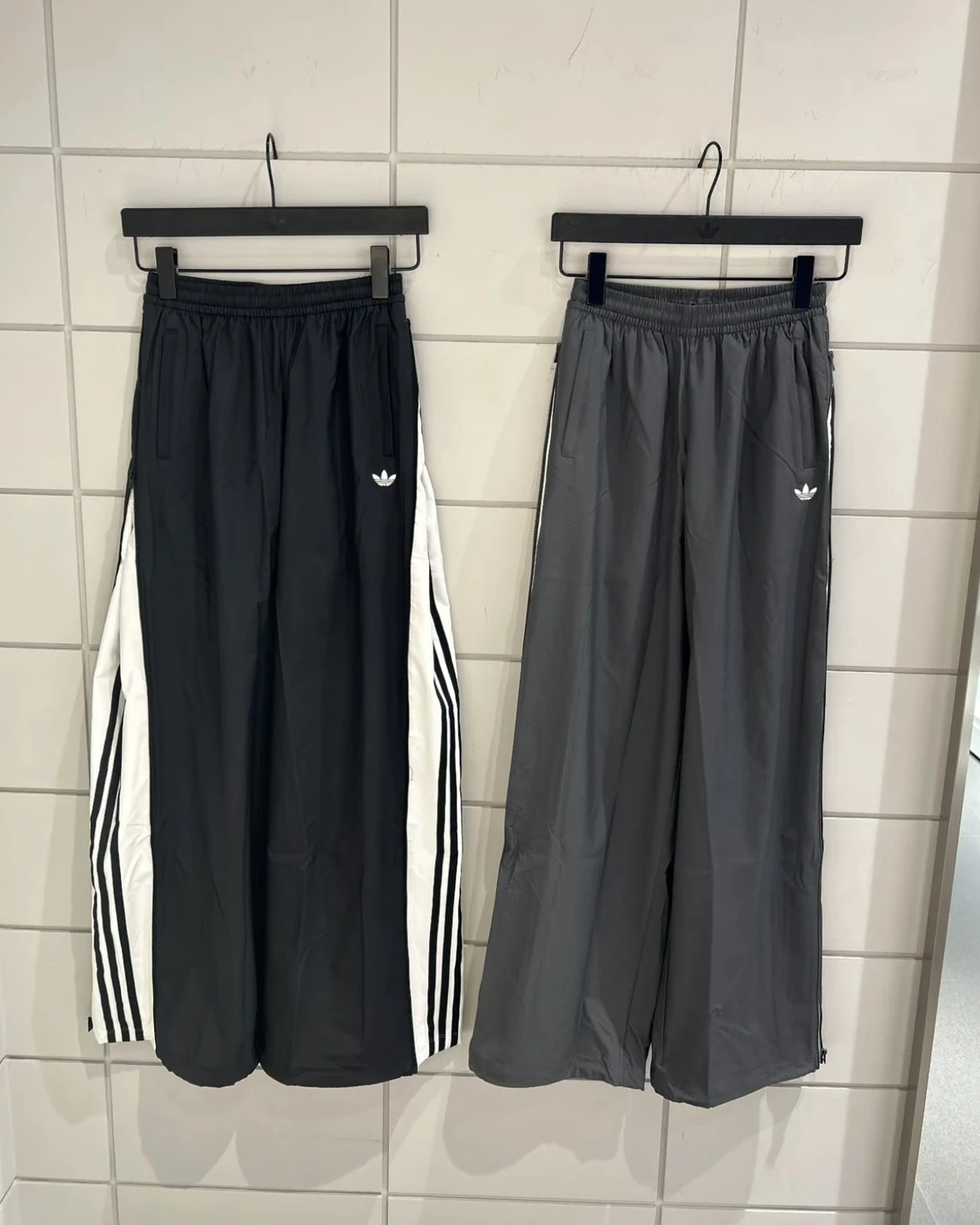 Adidas Originals 3-Stripes 深灰 黑 寬鬆休閒闊腿長褲(JY8880 JX9206)