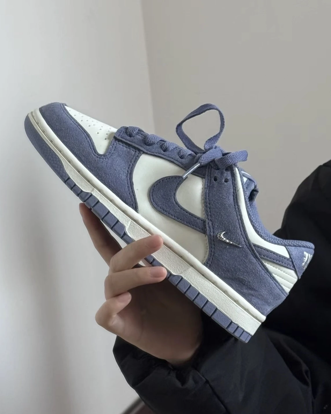NIKE DUNK LOW "World Indigo" 麂皮 淡藍紫 金屬小鈎 女款(IB4417-103)