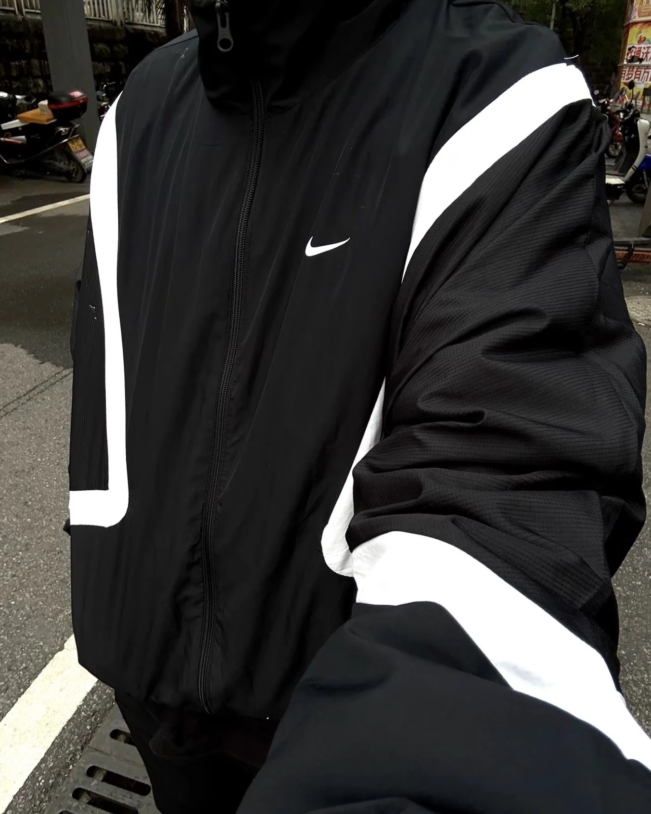 Nike Icon 線條 背後草寫Logo 風衣外套 夾克 黑色(FZ0249-010)