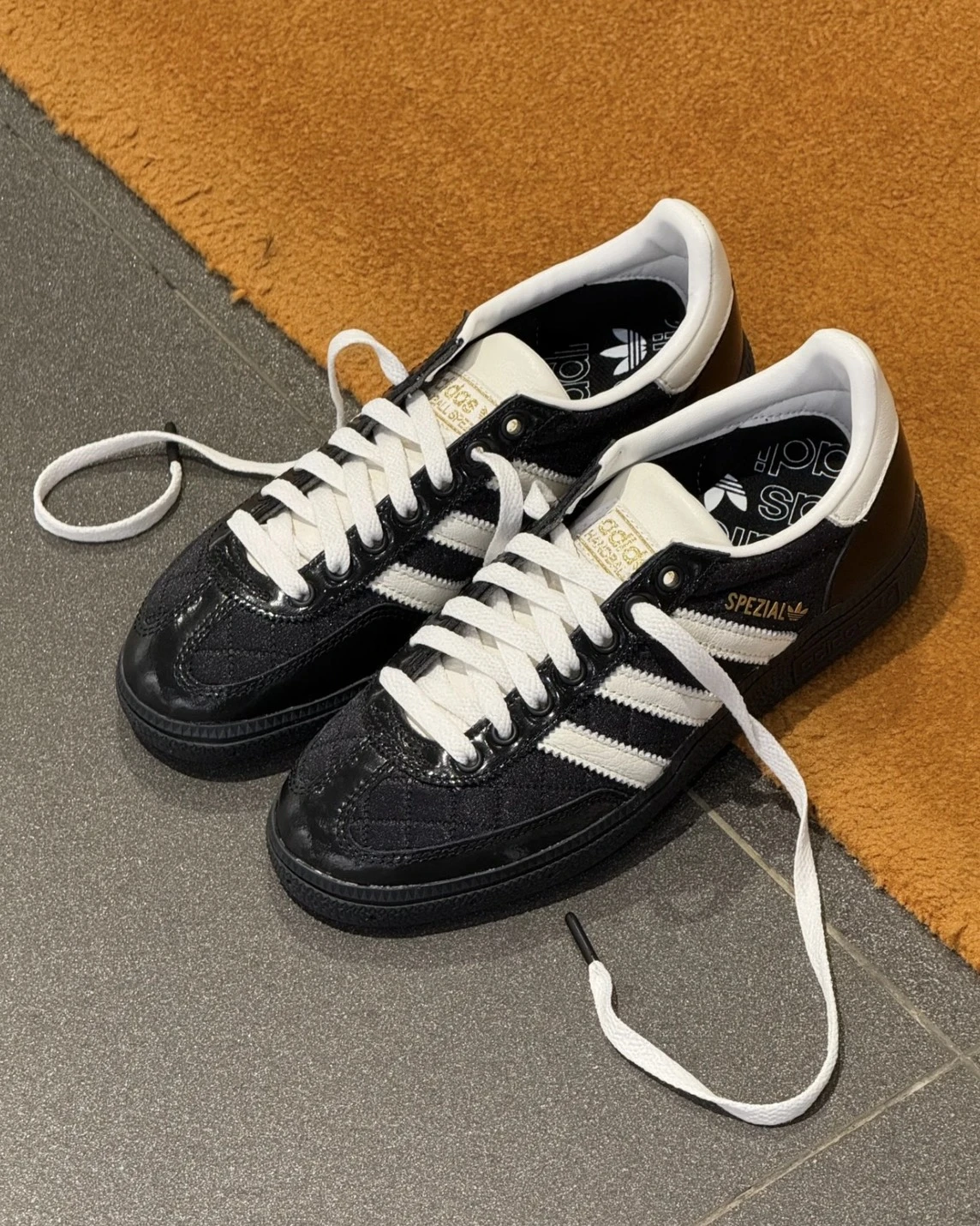 ADIDAS ORIGINALS HANDBALL SPEZIAL 黑菱格紋 小香風(JP5669)