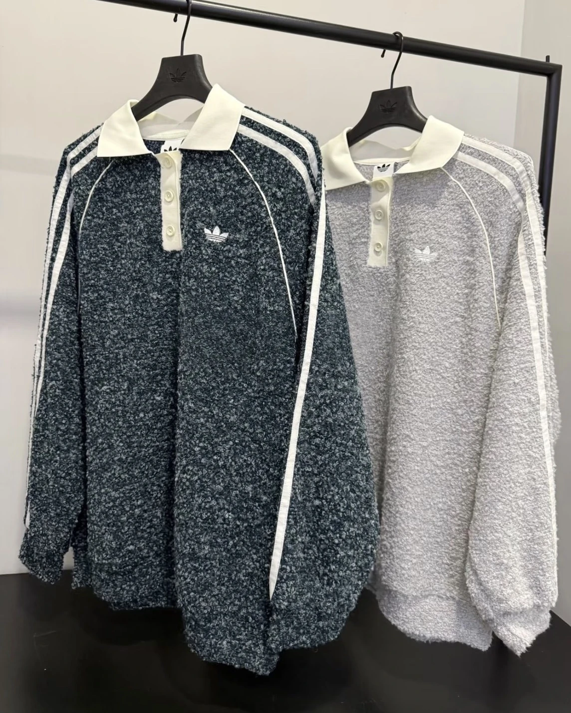 ADIDAS ORIGINALS FW25 BOUCLE 毛毛感 三線 寬鬆 長袖 POLO衫(KS7791/KS7790)