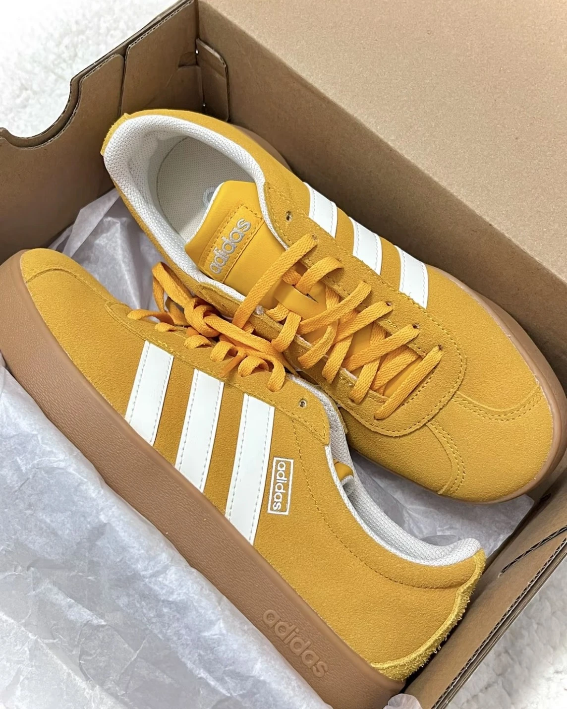 ADIDAS VL COURT 2.0 焦糖底 麂皮黃 男女同款(JI0495/JS4593)