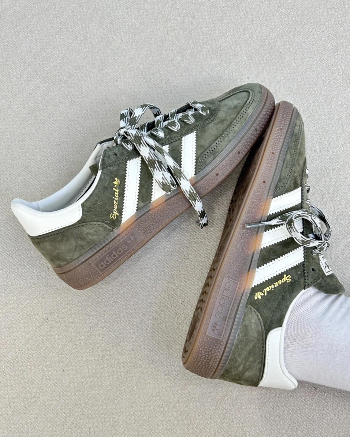 <阿迪調色盤>ADIDAS ORIGINALS HANDBALL SPEZIAL 麂皮 橄欖綠(KI5940)