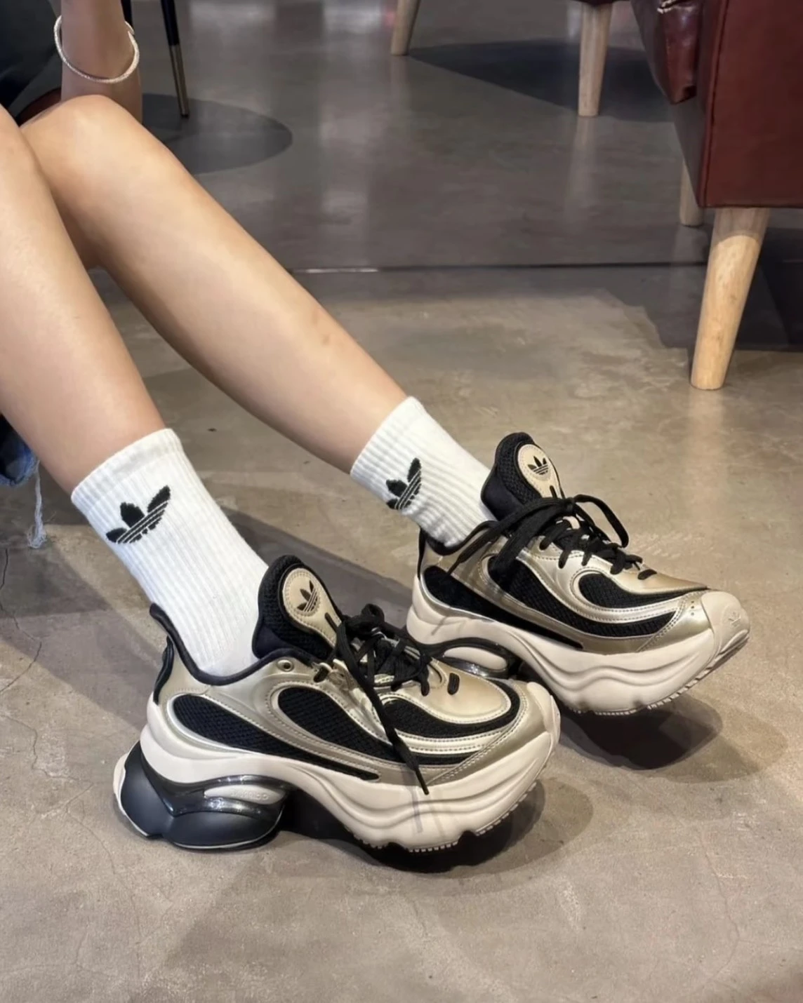 Adidas Originals Ozvenuz 蝴蝶鞋 香檳金 復古 厚底 老爹鞋(KI0583)