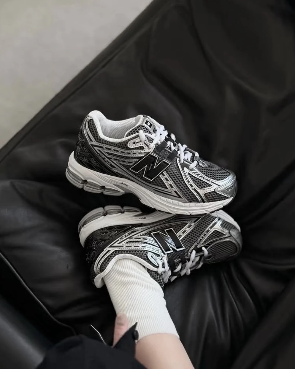 NEW BALANCE 1906R 復古 Y2K 金屬銀 液態黑銀(U1906RCG)