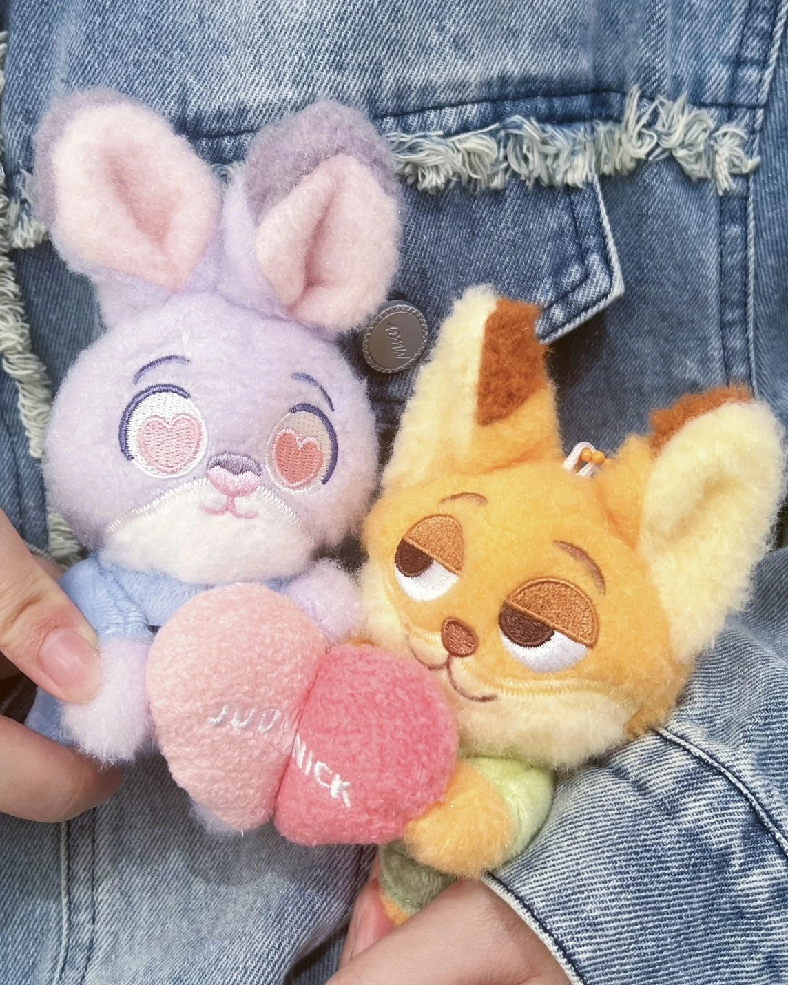 <一起來貼貼💗>Disney x 動物方程式 尼克 茱蒂 磁吸愛心 毛絨吊飾