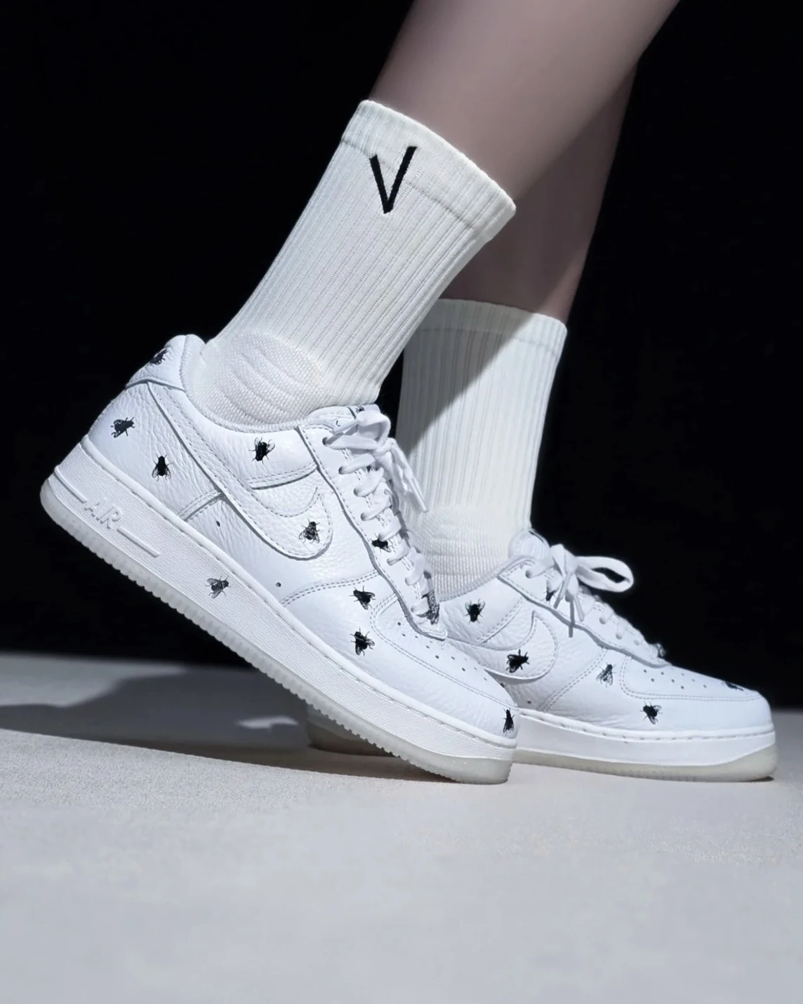 NIKE AIR FORCE 1 LOW 萬聖節限定 蒼蠅 皮革 全白 透明底(IM3081-100)
