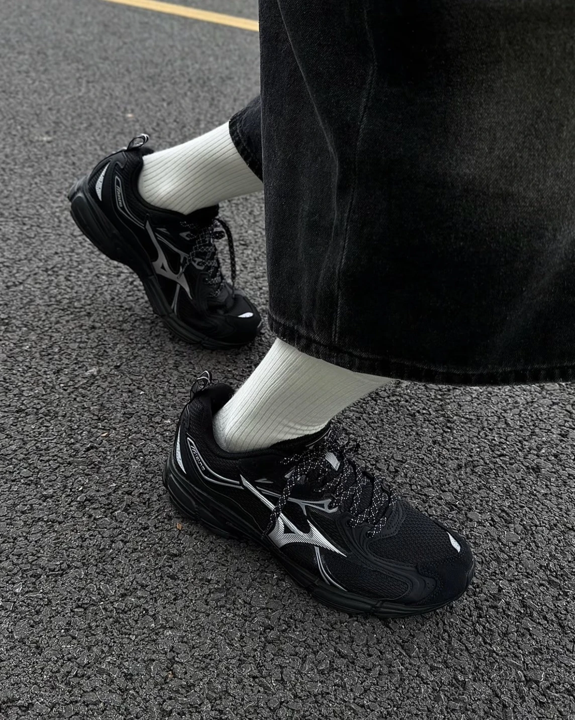 <最帥黑魂>Mizuno Speed 10S 全黑 復古慢跑鞋(D1GH240605)