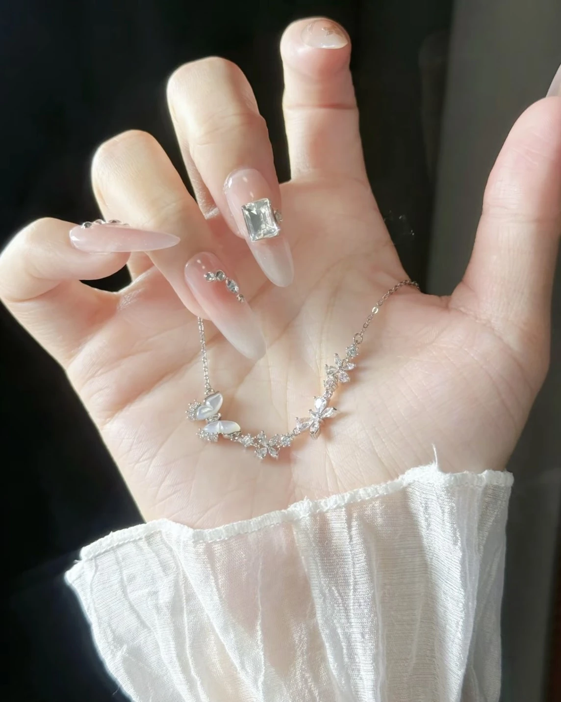 <氣質單品✨>Boonee alus 天然貝母 蝴蝶項鍊 氣質鎖骨鍊