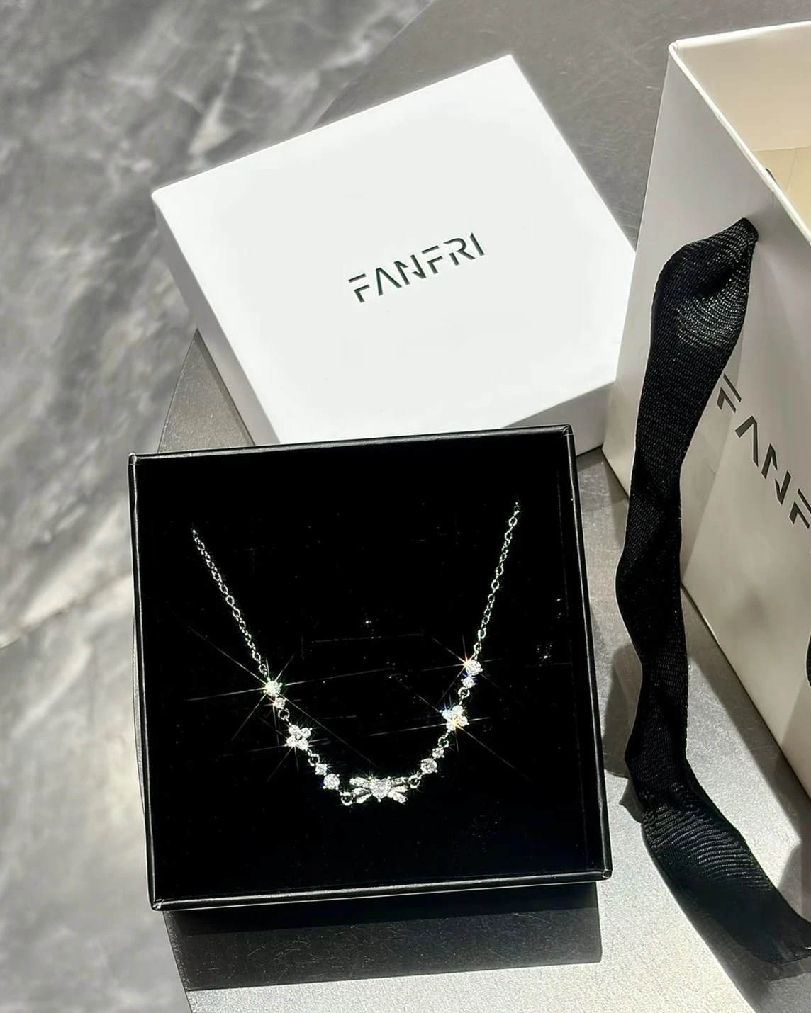<999純銀>FANFRI 閃耀蝴蝶 純銀手鍊
