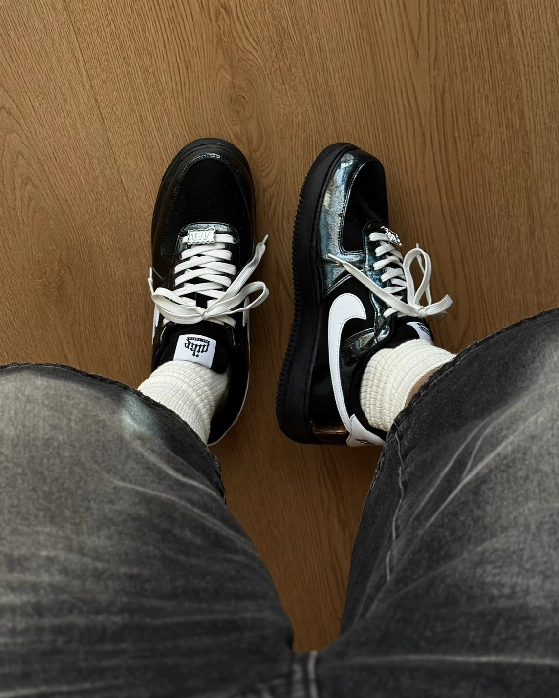 <暗黑系🖤>Nike Air Force 1 07 LV8 漆皮黑武士(IB6843-001)
