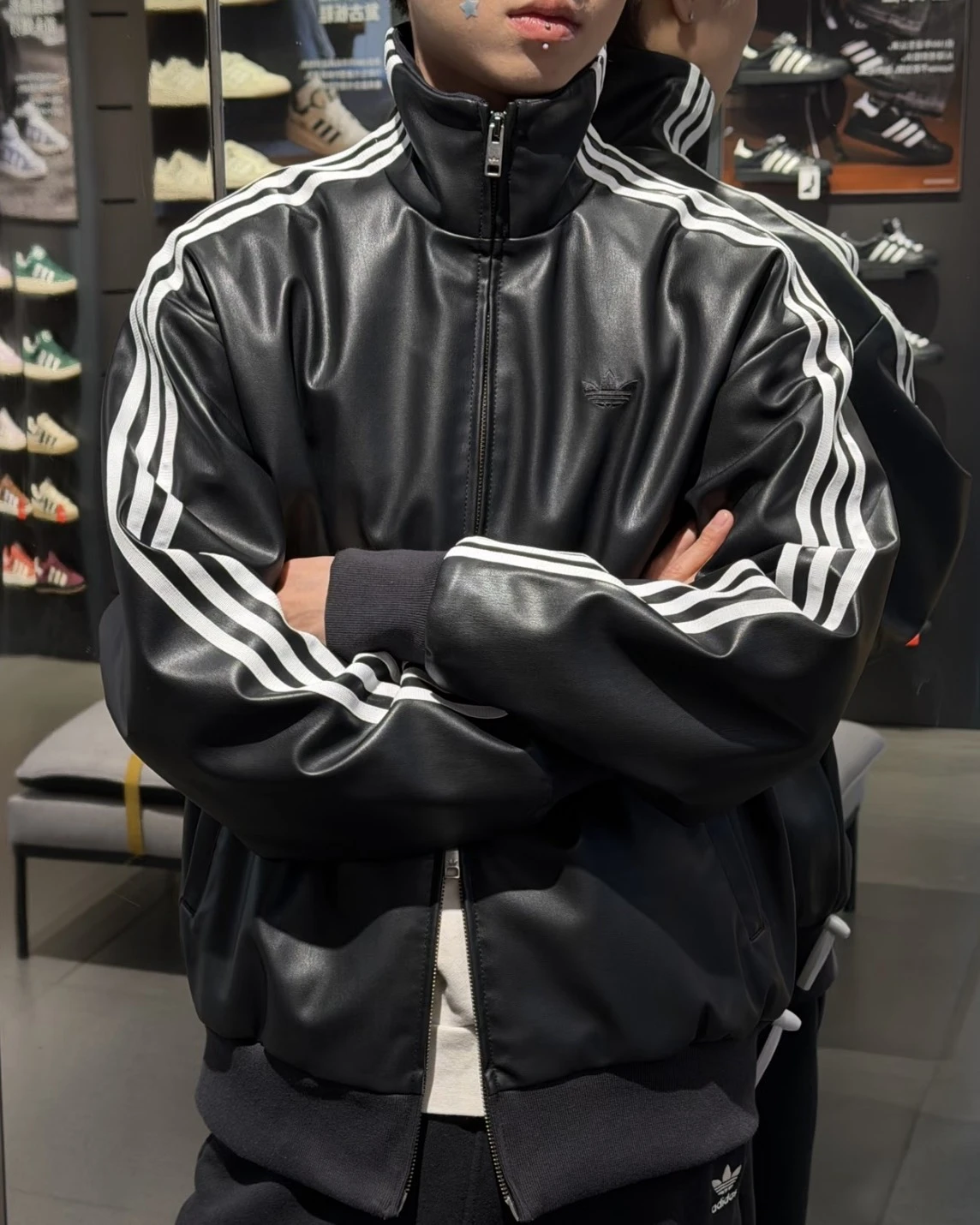 ADIDAS ORIGINALS TRACK TOP 三線 立領 皮衣 夾克外套(KQ5472/KQ5473)