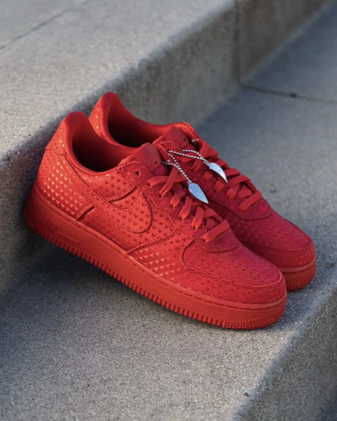 NIKE AIR FORCE 1 LOW "Valentine's Day" 情人節限定 紅色 滿版愛心(IB6836-600)