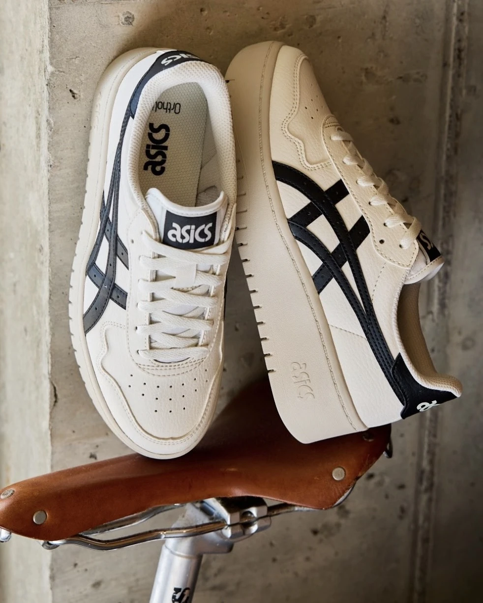 ASICS JAPAN S PE 奶油白黑 厚底鬆糕 板鞋(1202A532-250)