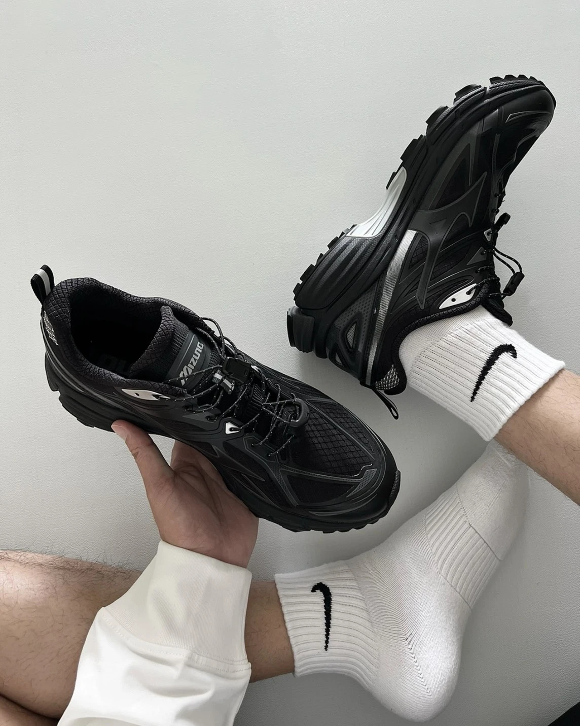 MIZUNO 美津濃 Halo MIx TL 防潑水 免綁帶 機能風 黑色厚底復古 慢跑鞋 (D1GH251201)