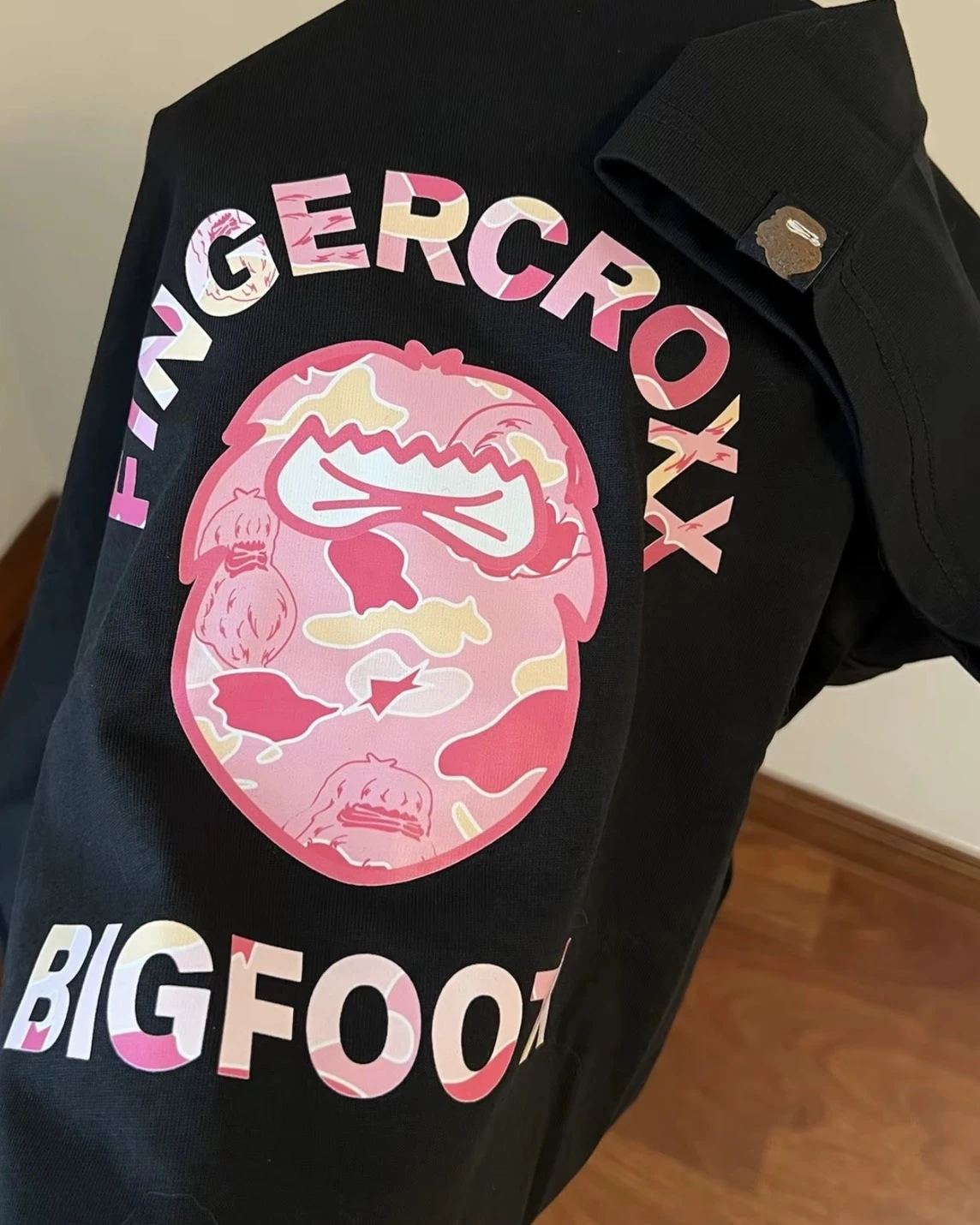 Fingercroxx 香港i.t潮流 FGXX猿人 美式嘻哈漸變字母 短T(三色可選)