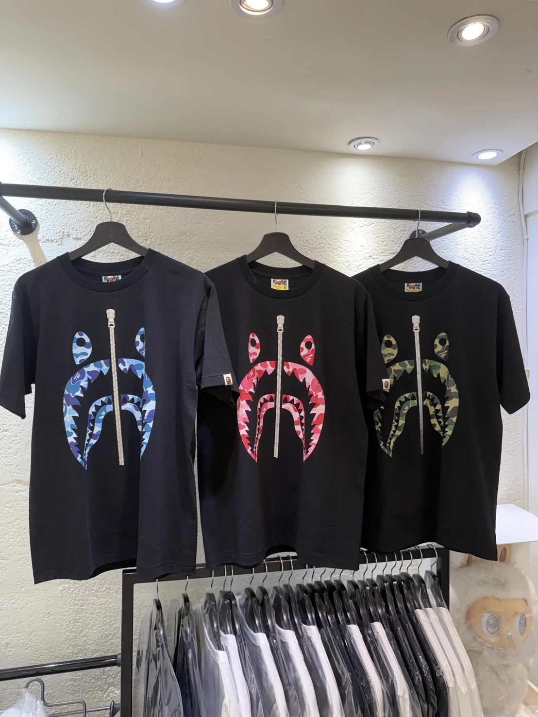BAPE ART CAMO SHARK鯊魚 短袖 (共6色)