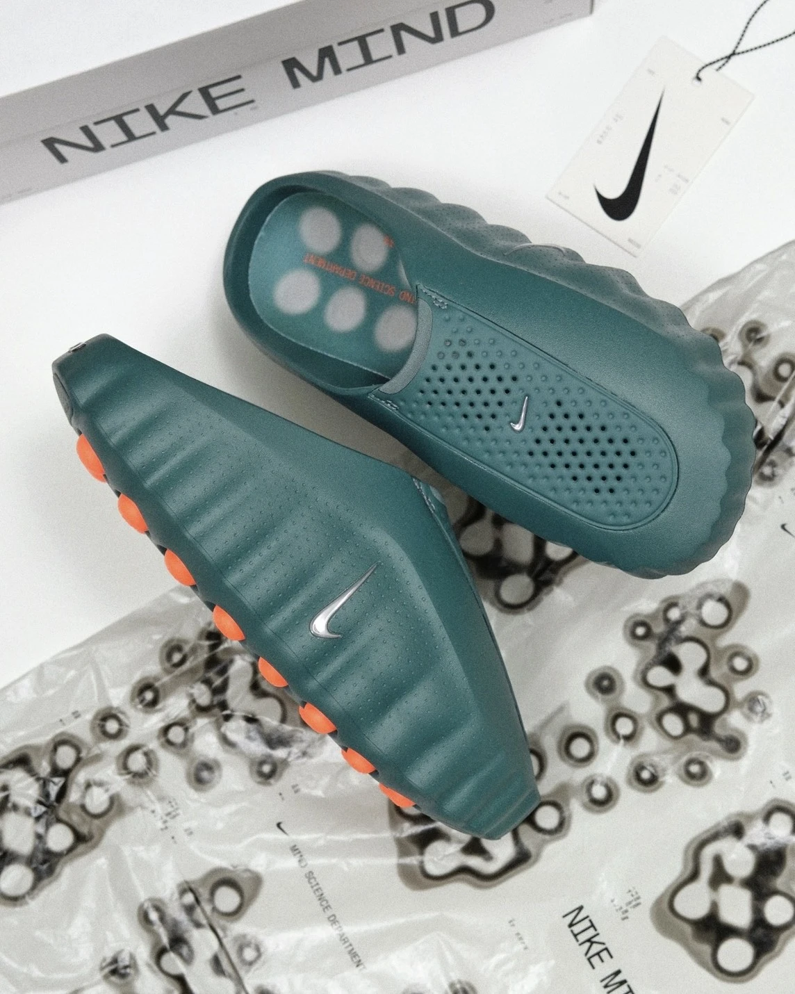 NIKE MIND 001 穆勒鞋 賽前鞋 黑科技 深綠 男女同款(HQ4307-300)